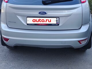 2010 Ford Focus II Рестайлинг, серебристый, 630000 рублей, вид 2
