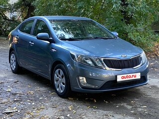 2014 Kia Rio 5-speed III, голубой, 920000 рублей, вид 1