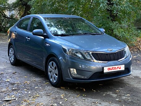 2014 Kia Rio 5-speed III, голубой, 920000 рублей, вид 1