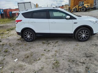 2014 Ford Kuga II, белый, 1050000 рублей, вид 3