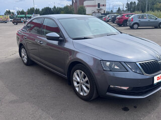 2019 Skoda Octavia III (A7) Рестайлинг, серый, 1450000 рублей, вид 2