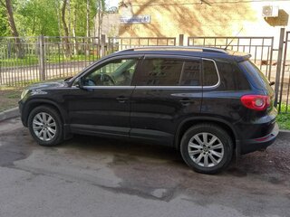 2010 Volkswagen Tiguan I, чёрный, 1050000 рублей, вид 1
