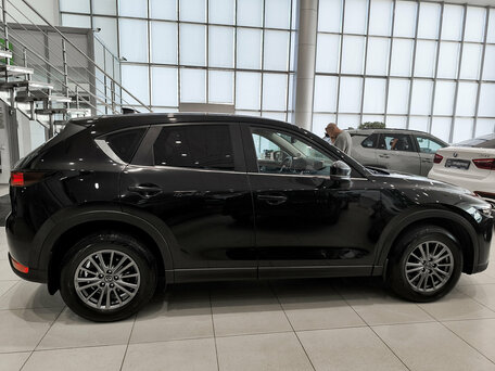 2018 Mazda CX-5 II, чёрный, 2130000 рублей, вид 4