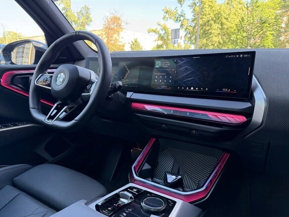 2025 BMW X3 20i xDrive IV (G45/G48), чёрный - вид 13
