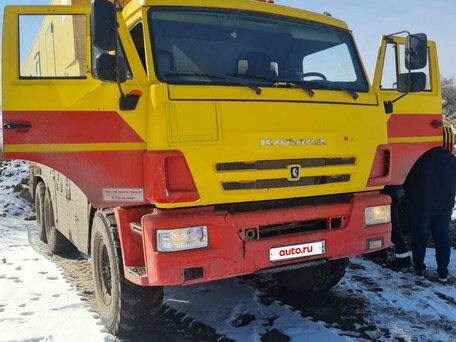 2017 КамАЗ 43118, красный, 4000000 рублей, вид 1