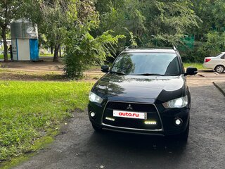 2011 Mitsubishi Outlander II Рестайлинг, чёрный, 1250000 рублей, вид 1