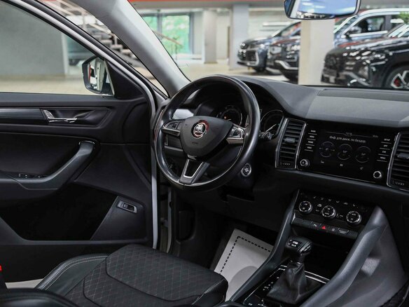 2019 Skoda Kodiaq I, белый, 2140000 рублей - вид 11