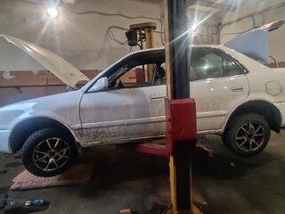 1997 Toyota Corolla VIII (E110) Рестайлинг, белый, 270000 рублей, вид 1