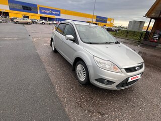 2010 Ford Focus II Рестайлинг, серебристый, 600000 рублей, вид 1