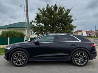 2022 Audi Q8 55 TFSI I (4M), чёрный, 7500000 рублей, вид 4