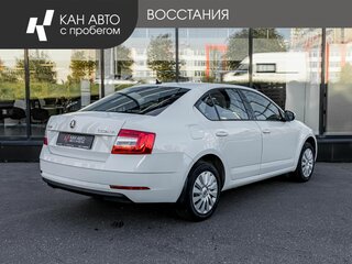 2019 Skoda Octavia III (A7) Рестайлинг, белый, 1780600 рублей, вид 3