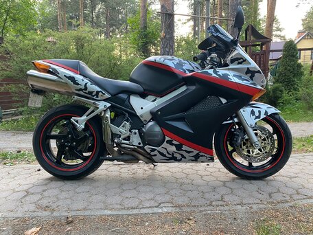 2003 Honda VFR 800, красный, 460000 рублей, вид 5
