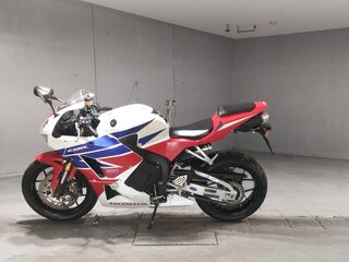 2015 Honda CBR 600RR, белый, 767000 рублей, вид 1