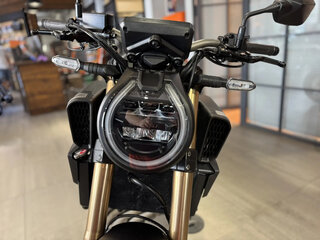 2024 Honda CB 650R, серый, 1220000 рублей, вид 2