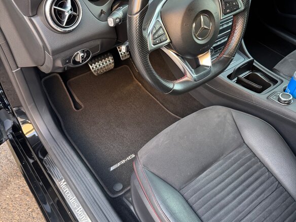 2015 Mercedes-Benz CLA 200 I (C117, X117), чёрный, 2080000 рублей - вид 6