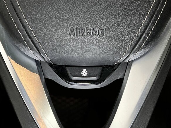 2018 BMW 6 серии Gran Turismo 640i xDrive IV (G32), красный, 3655000 рублей - вид 22