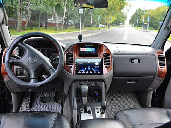 2001 Mitsubishi Montero III, чёрный, 750000 рублей - вид 12