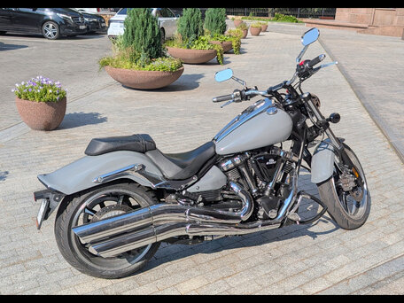 2009 Yamaha XV 1900, серый, 1100000 рублей, вид 1