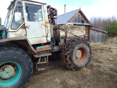 1987 ХТЗ Т-150К, 700000 рублей, вид 1