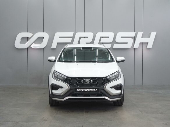 2024 Lada (ВАЗ) Vesta SW Cross I Рестайлинг (NG), белый - вид 2