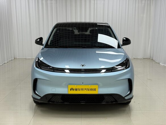 2025 Arcfox T1 42.3 kWh, голубой, 1620000 рублей - вид 1