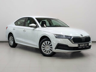 2021 Skoda Octavia IV (A8), белый, 2299000 рублей, вид 3