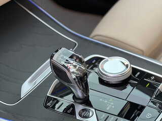2021 BMW X7 30d I (G07), чёрный, 11479000 рублей, вид 5