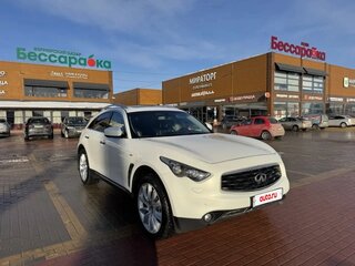 2010 Infiniti FX37 II (S51), белый, 1950000 рублей, вид 4