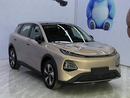 2026 Changan Qiyuan Q05 51.9 kWh II, золотистый, 2230000 рублей, вид 3