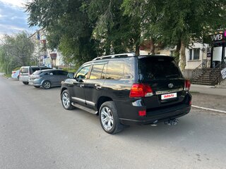 2014 Toyota Land Cruiser 200 Series Рестайлинг 1, чёрный, 3100000 рублей, вид 4
