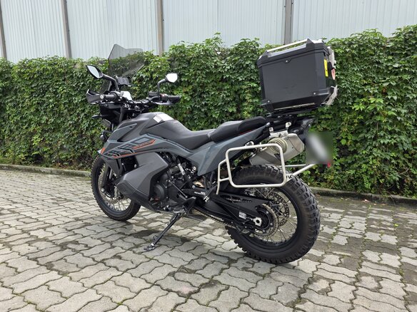 2022 KTM 890 Adventure, серый, 1100000 рублей - вид 5