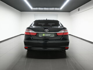 2018 Toyota Camry VII (XV50) Рестайлинг 2, чёрный, 2190000 рублей, вид 4