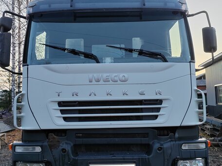 2007 Iveco EuroTrakker, белый, 2000000 рублей, вид 1