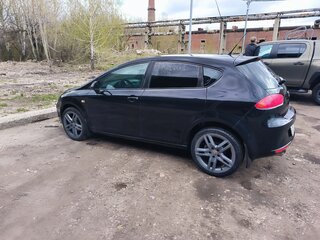 2012 SEAT Leon II Рестайлинг, чёрный, 800000 рублей, вид 5