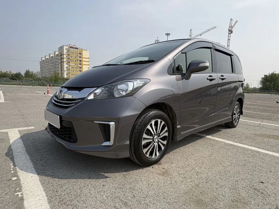 Открыть фотографии: Honda Freed I Рестайлинг
