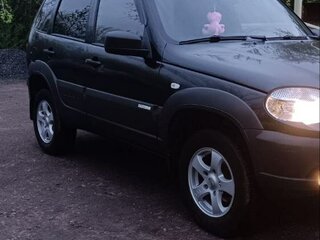 2012 Chevrolet Niva I Рестайлинг, чёрный, 620000 рублей, вид 3