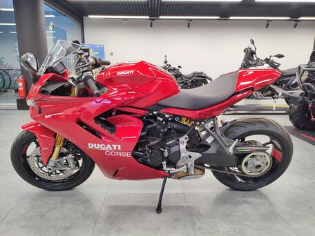 2023 Ducati Supersport, красный, 1480000 рублей, вид 2