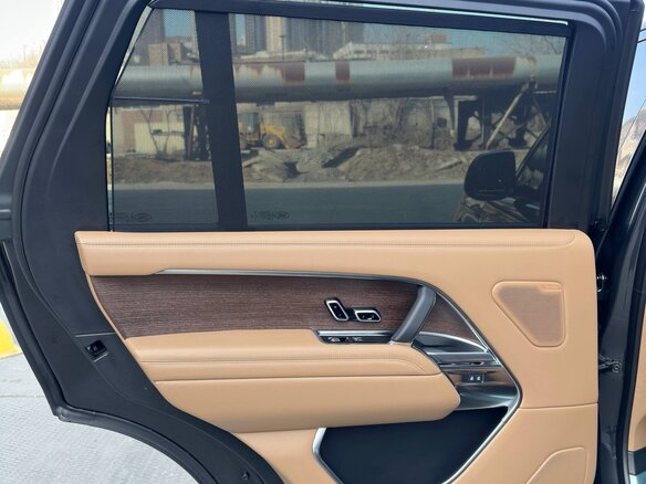 2022 Land Rover Range Rover P530 MHEV Long V, серый, 17900000 рублей - вид 17