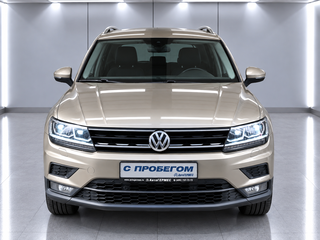 2018 Volkswagen Tiguan II, бежевый, 2150000 рублей, вид 2