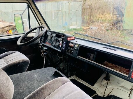 1989 Volkswagen LT, серебристый, 209000 рублей, вид 4