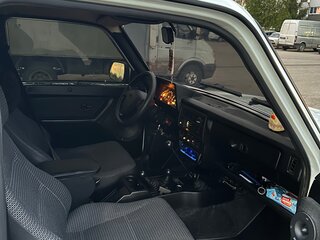 2016 Lada (ВАЗ) 2121 (4x4) I Рестайлинг, белый, 615000 рублей, вид 4