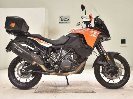 2017 KTM 1290 Super Adventure S, оранжевый, 1349000 рублей, вид 2