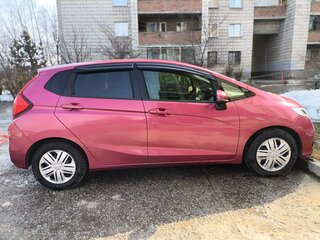2019 Honda Fit III Рестайлинг, розовый, 1400000 рублей, вид 5