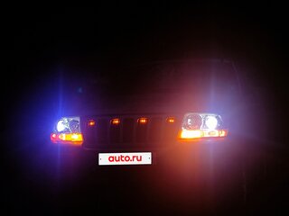 2000 Jeep Grand Cherokee II (WJ), серебристый, 900000 рублей, вид 2