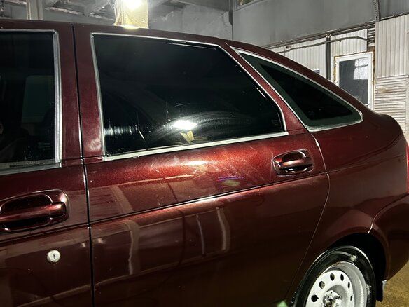2011 Lada (ВАЗ) Priora I, красный, 295000 рублей - вид 3