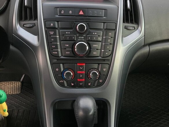 2012 Opel Astra GTC J Рестайлинг, жёлтый, 990000 рублей - вид 10