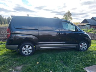 2011 Hyundai Grand Starex I, чёрный, 1650000 рублей, вид 3