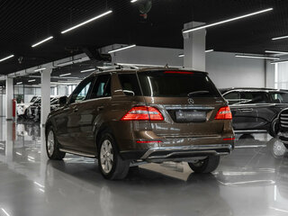 2015 Mercedes-Benz M-Класс 300 III (W166), коричневый, 2825000 рублей, вид 4