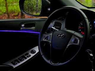 2016 Hyundai Solaris I Рестайлинг, чёрный, 1000000 рублей, вид 5
