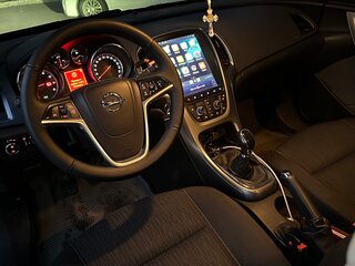 2013 Opel Astra GTC J Рестайлинг, белый, 900000 рублей, вид 5